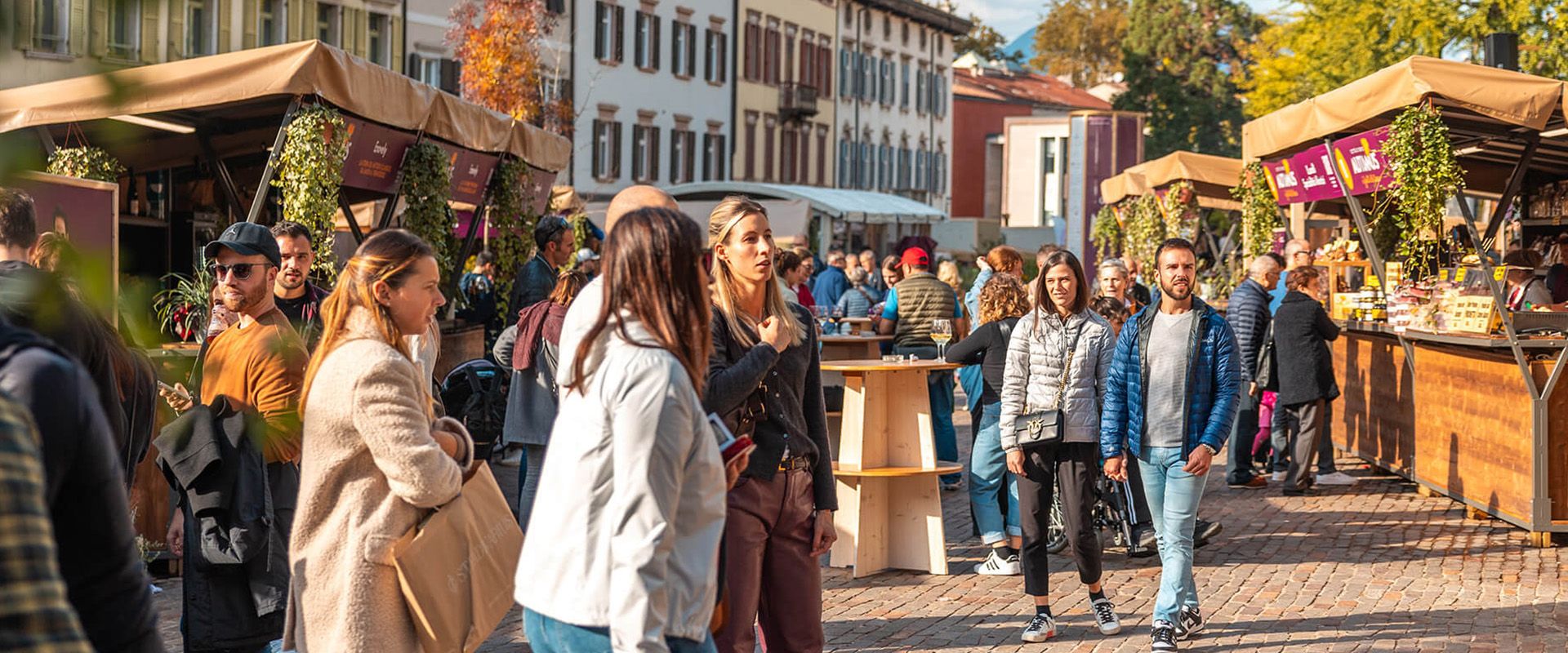 casetta espositore trento festival